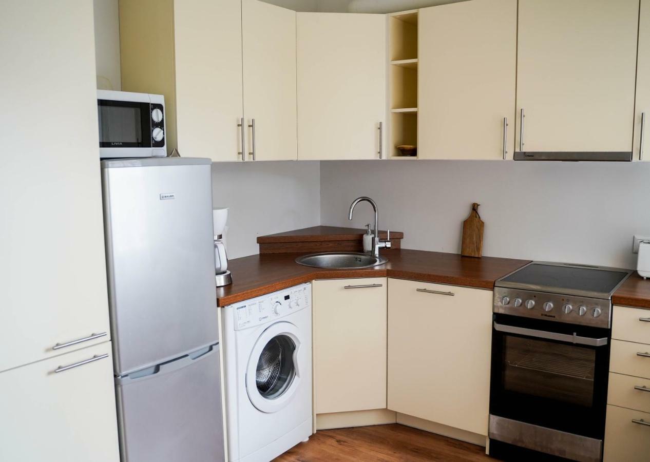 Stuudio 17 Apartment Kuressaare Bagian luar foto